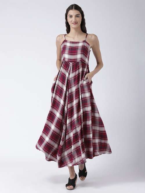 pocket detail checkered fit and flare dress - 15627876 - Very Small Image - 1