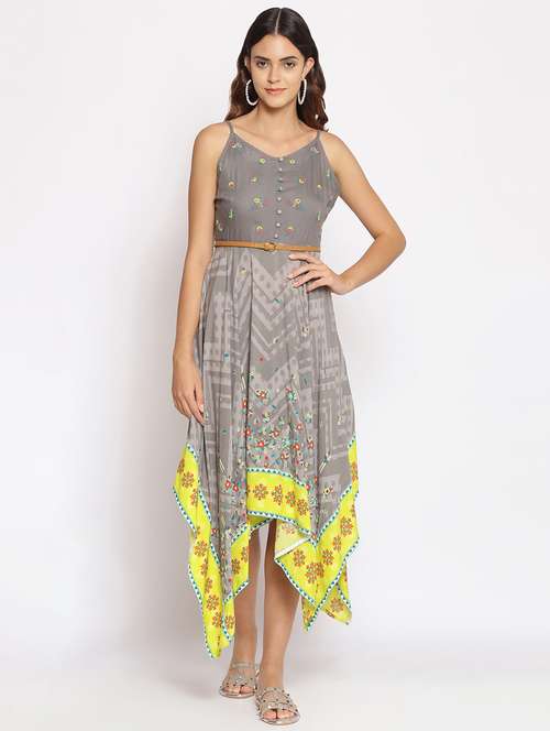 women's asymmetric floral dress - 17679039 - Very Small Image - 1
