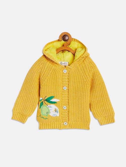 yellow wool sweater - 17754752 - Very Small Image - 1