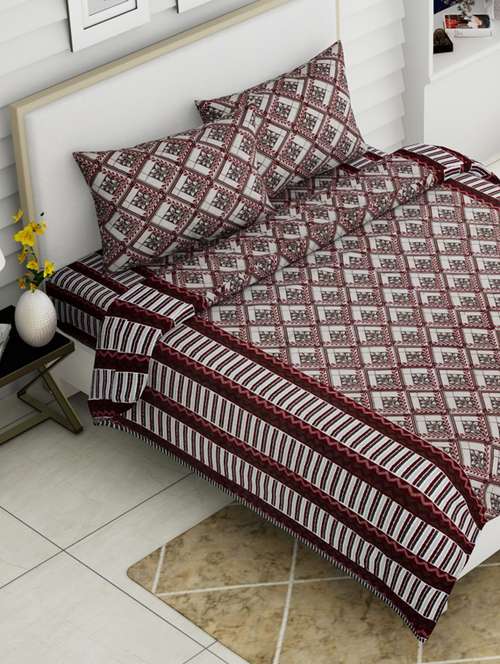 king size premium pure cotton double bedsheet with two pillow covers - 18116380 - Very Small Image - 1