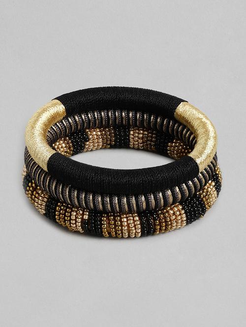 black wood bangle bracelet - 18300703 - Very Small Image - 1