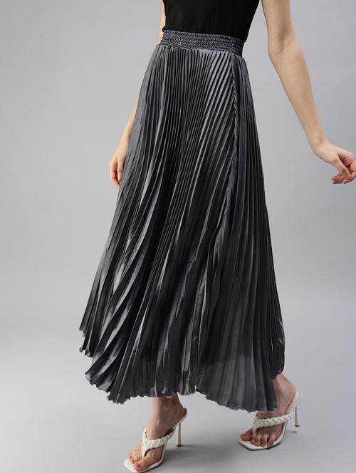 high rise solid flared skirt - 18479543 - Very Small Image - 1