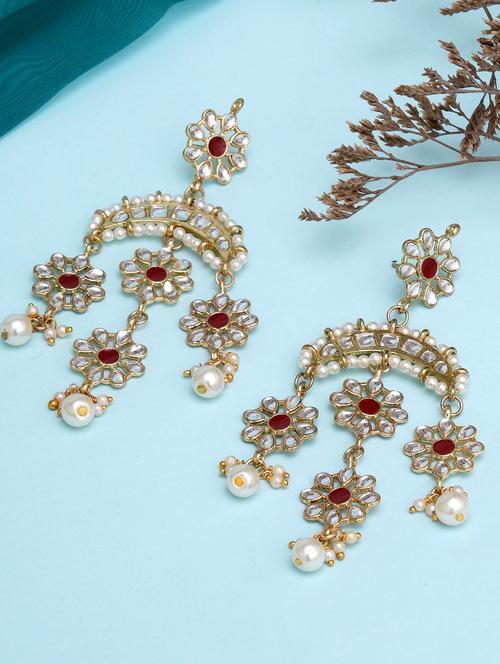 red metal earring - 18633256 - Very Small Image - 1