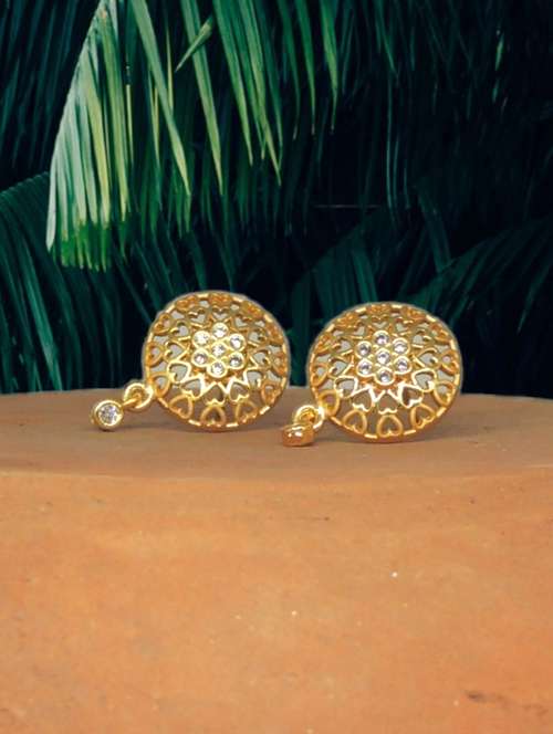 white brass studs earring - 19667192 - Very Small Image - 1
