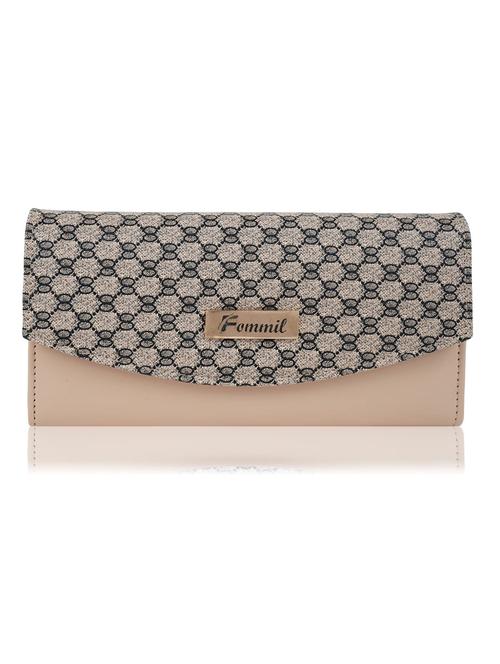 beige pu regular clutch - 19695295 - Very Small Image - 1