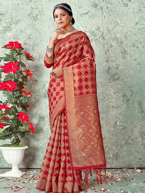 women's self design red colored saree with blouse - 19708806 - Very Small Image - 1