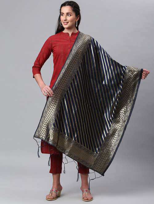 blue silk blend dupatta - 19754897 - Very Small Image - 1