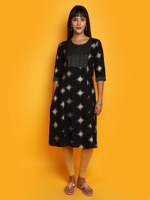 black three quarter sleeve a-line kurta - 20685933 - Very Small Image - 1