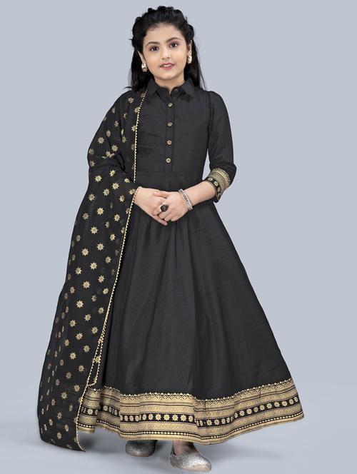 black crepe kurta dupatta set - 21242749 - Very Small Image - 1