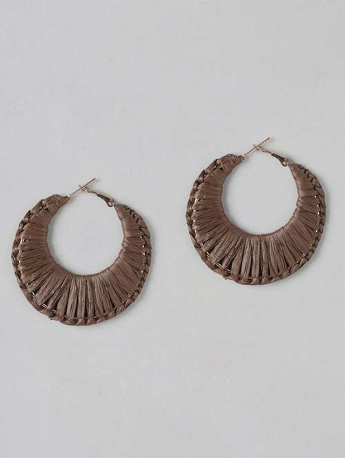 brown metal hoop earring - 21253033 - Very Small Image - 1