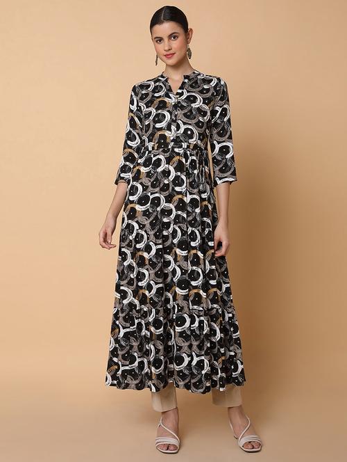 women three quarter sleeve anarkali kurta - 21463675 - Very Small Image - 1