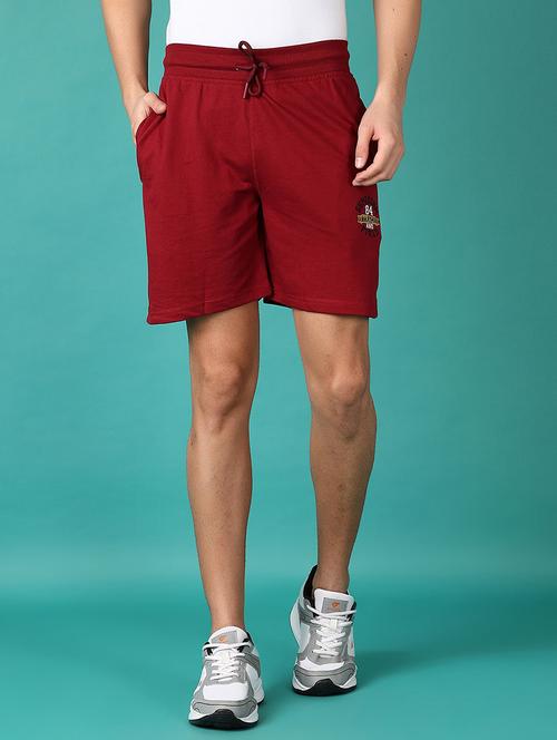 maroon solid cotton shorts - 21505541 - Very Small Image - 1