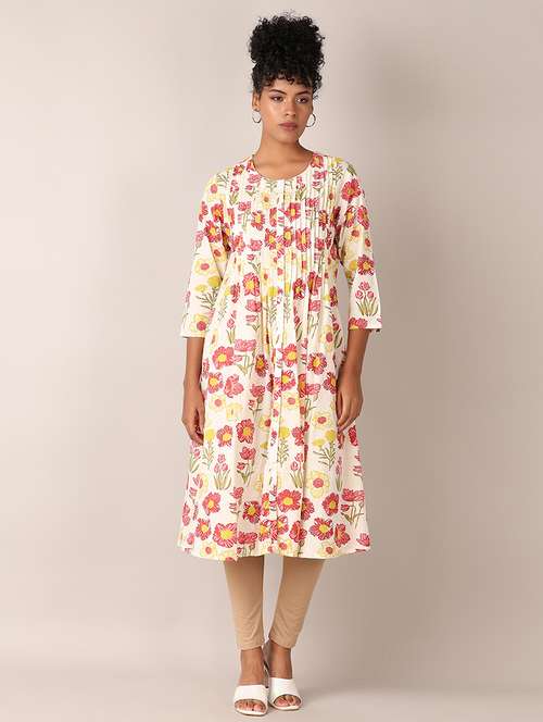 women three quarter sleeve a-line kurta - 21550542 - Very Small Image - 1