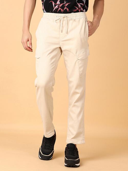 men mid rise solid cargo - 21561270 - Very Small Image - 1
