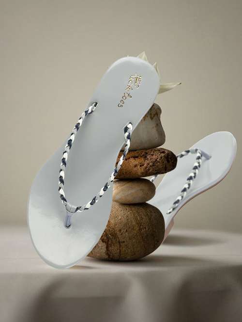 women slip on flat sandal - 21676633 - Very Small Image - 1