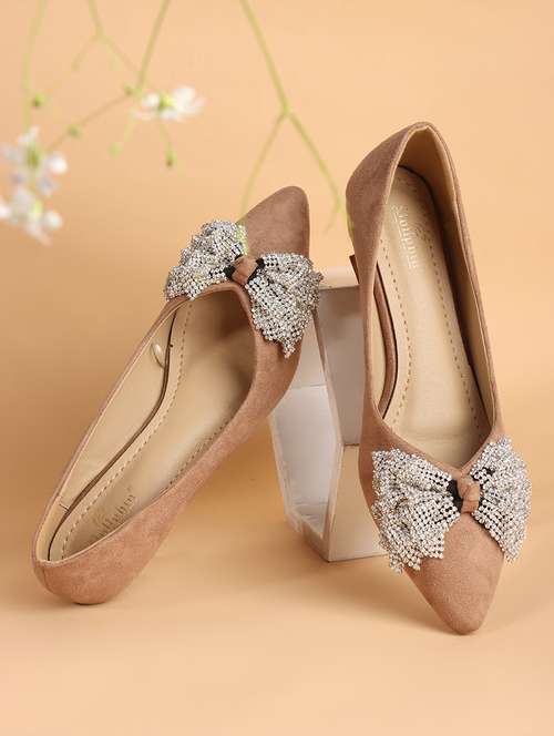women beige slip on pump - 21740068 - Very Small Image - 1