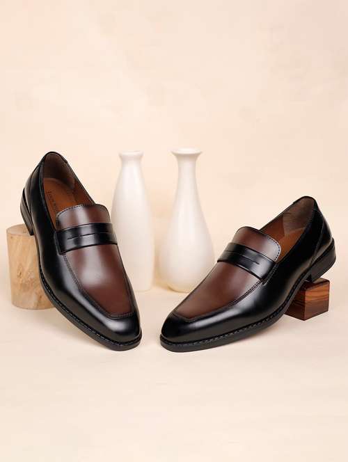 men dual shade slip on moccasin shoes - 21747936 - Very Small Image - 1