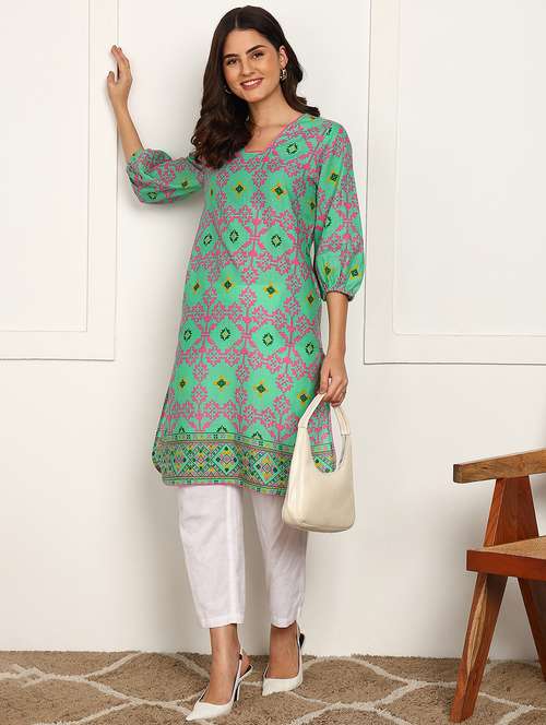 women three quarter sleeve a-line kurta - 21940412 - Very Small Image - 1