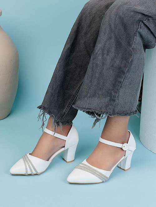 women white ankle strap sandal - 22017452 - Very Small Image - 1