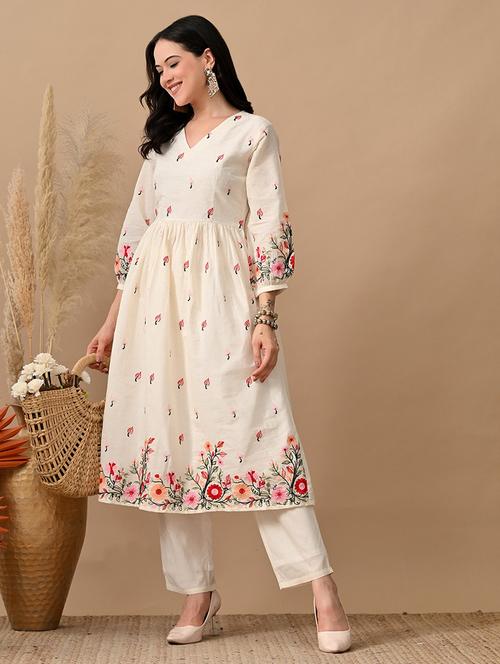 women embroidered three quarter sleeve kurta and pant set - 22017624 - Very Small Image - 1