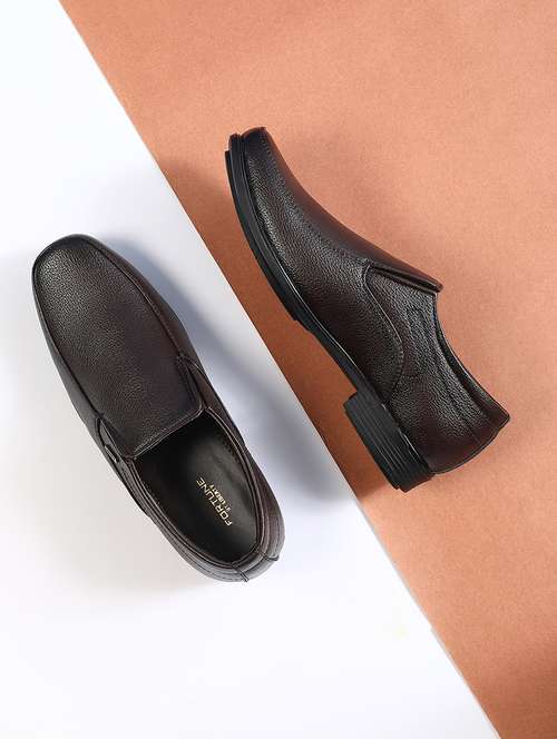 men solid slip on formal shoes - 22029097 - Very Small Image - 1