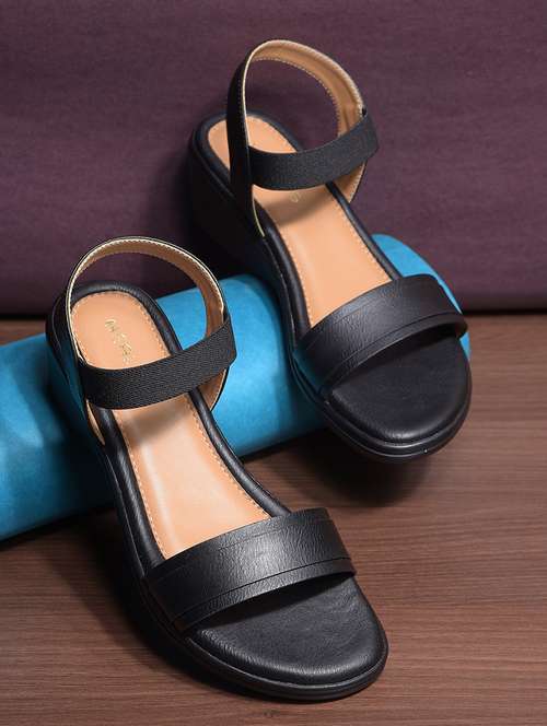 women solid back strap wedges - 22030164 - Very Small Image - 1