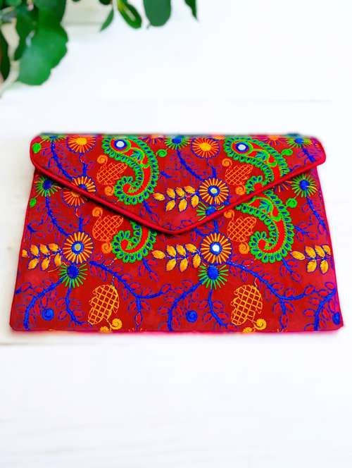 ethnic embroidery velvet clutch with flap closure - 22033583 - Very Small Image - 1