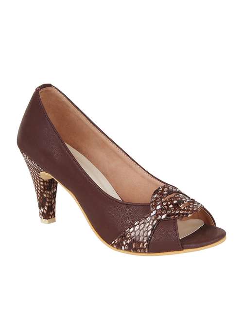 brown leatherette pumps - 10842640 - Very Small Image - 1