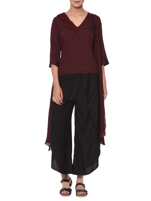 solid maroon rayon top and black palazzo set - 13049793 - Very Small Image - 1