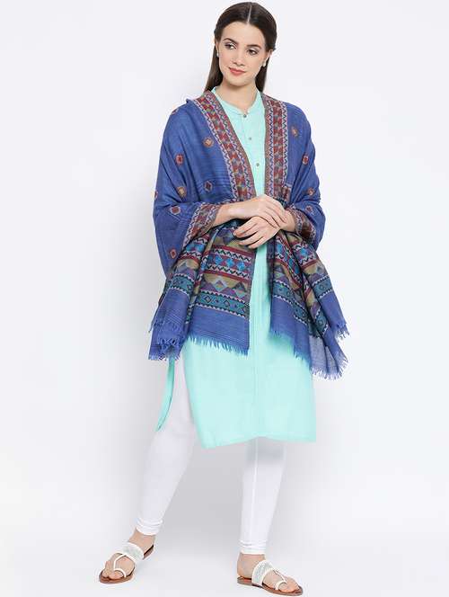 solid wool shawl - 16645161 - Very Small Image - 1