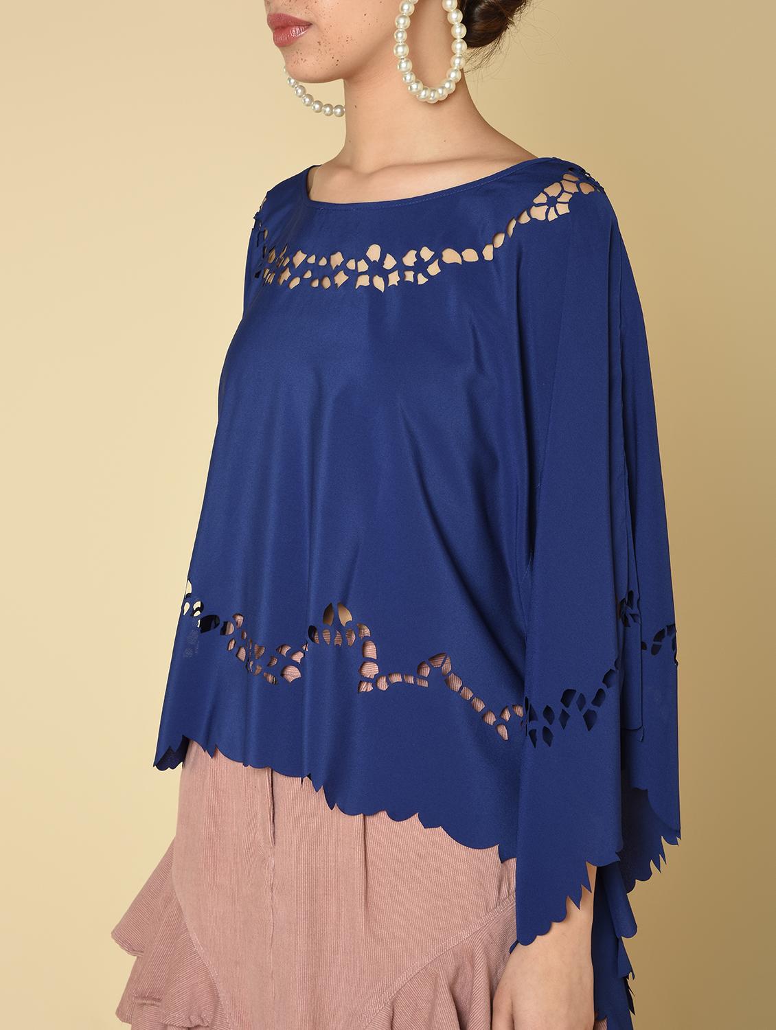 cut out detail asymmetric poncho - 16810946 - Zoom Image - 4