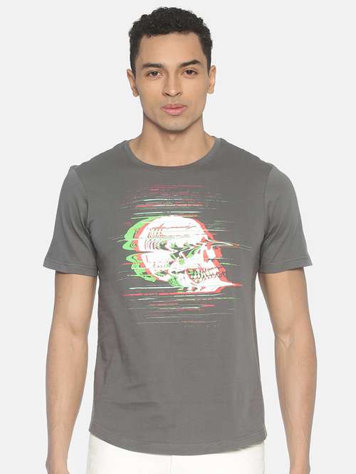 grey chest printed t-shirt - 16919064 - Very Small Image - 1