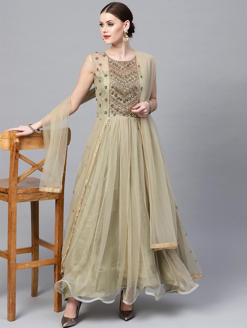 embellished net flared gown - 17087757 - Standard Image - 3
