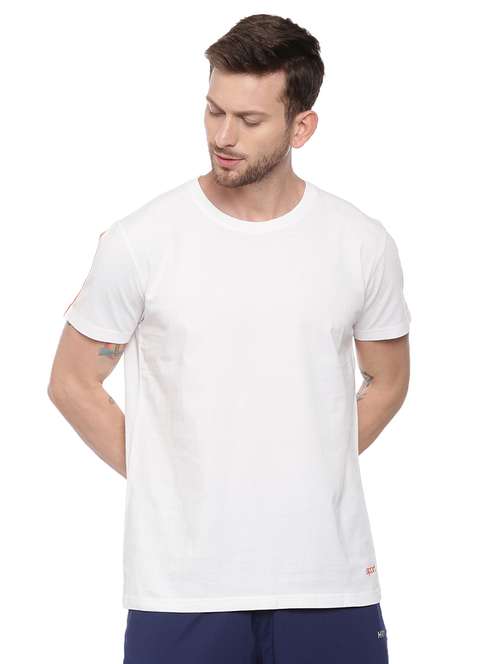 white solid t-shirt - 17342239 - Very Small Image - 1