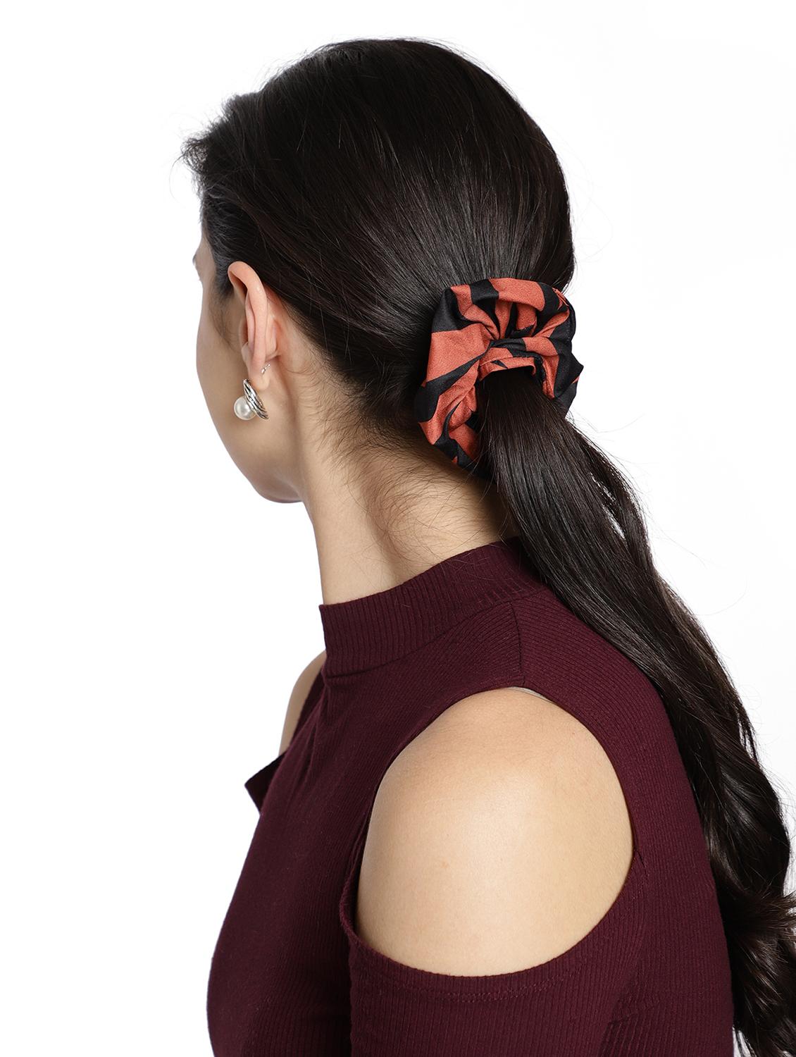 coral printed viscose headband and scrunchy combo pack - 17987265 - Zoom Image - 6