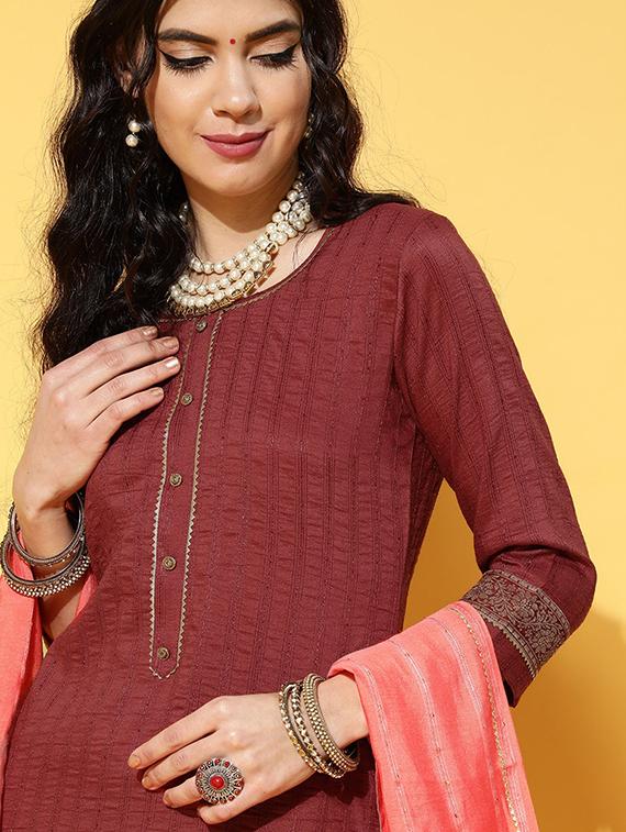 red unstitched suit set - 18274839 - Standard Image - 3