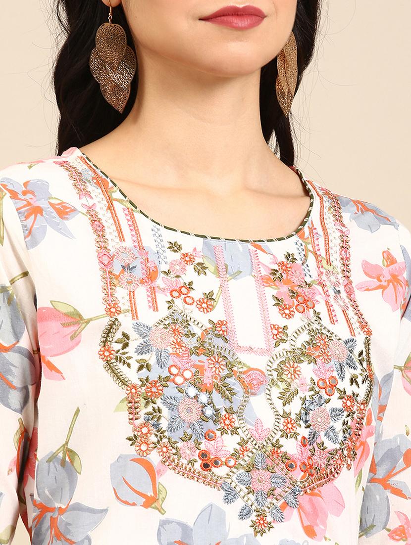 white kurta pant set with dupatta - 18591205 - Standard Image - 4