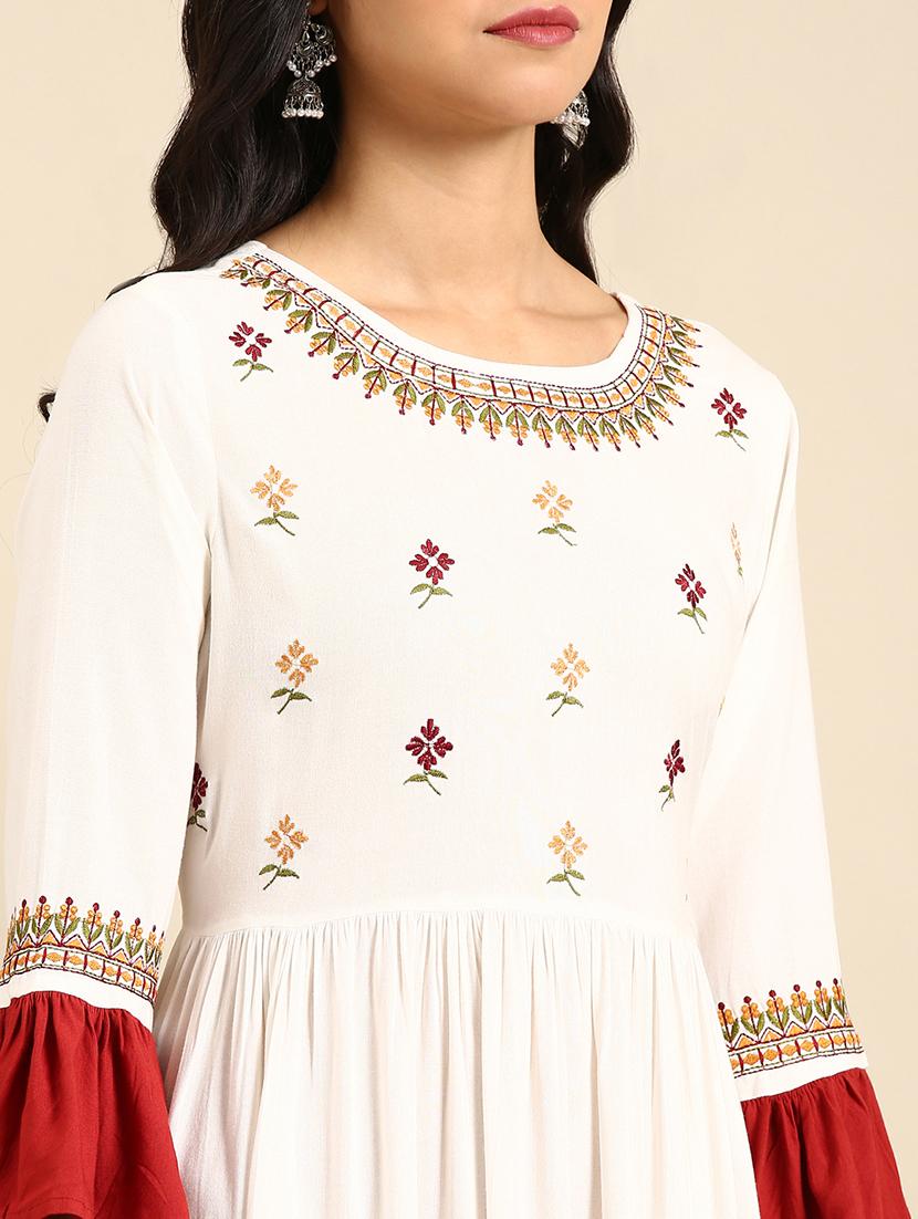 women's tiered kurta - 18683055 - Standard Image - 3