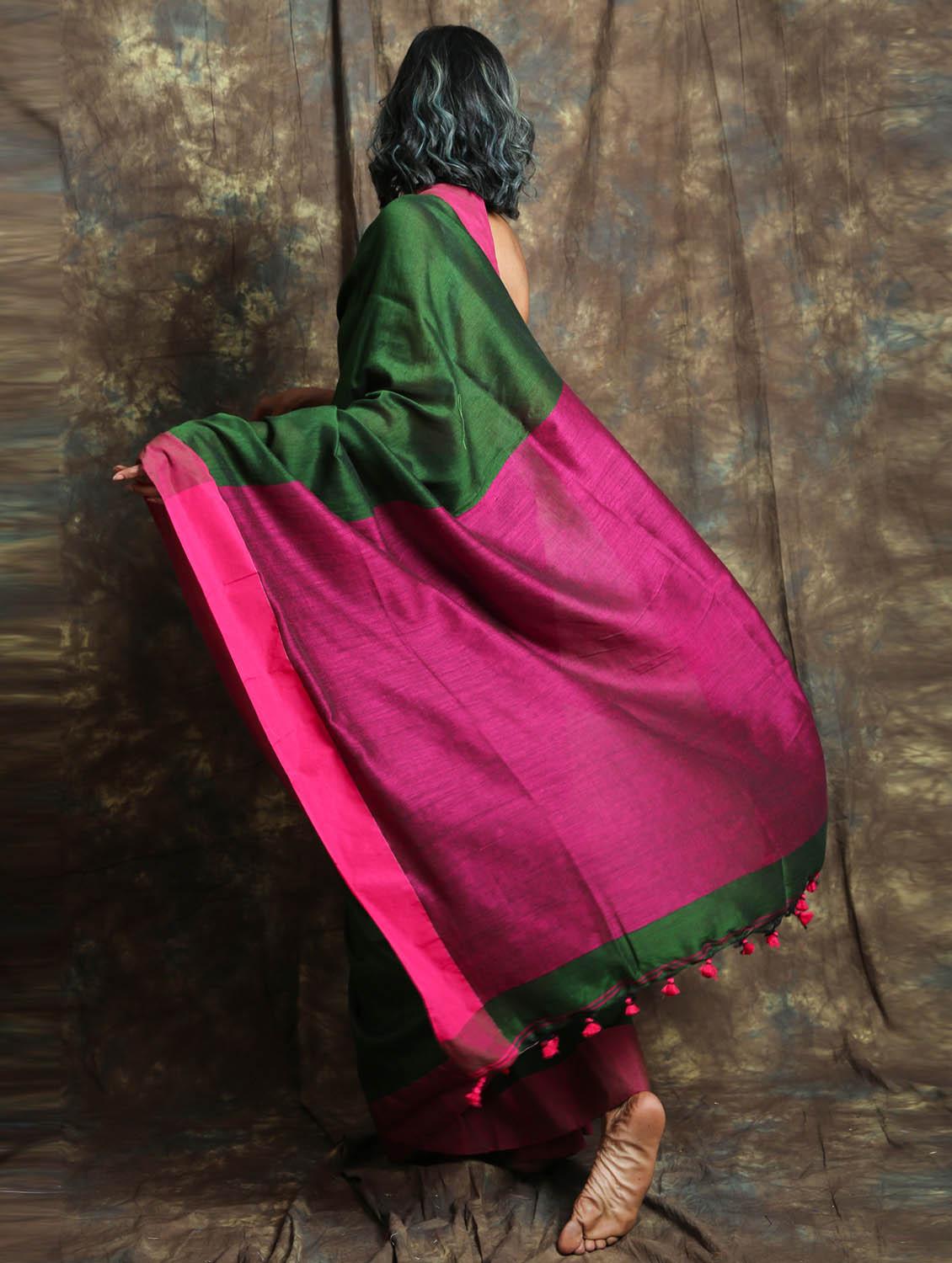 women's self design dark green colored saree with blouse - 19497701 - Zoom Image - 2