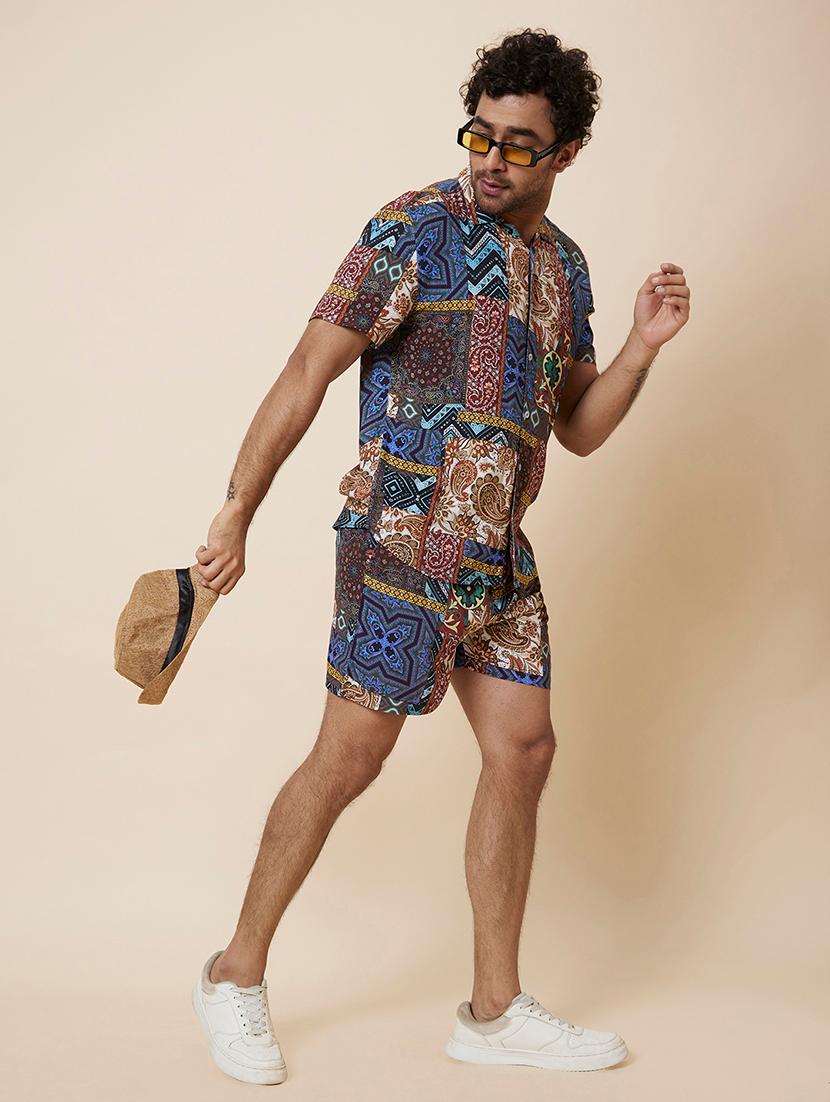 multi colored printed shirt and shorts set - 19784835 - Zoom Image - 4