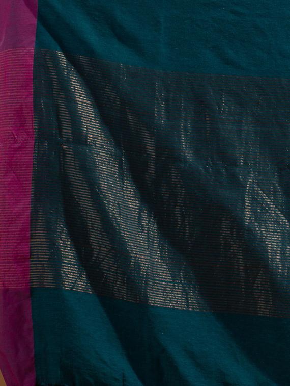 women's self design teal colored saree with blouse - 19866310 - Zoom Image - 3