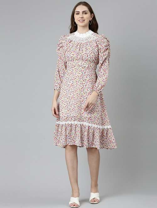 women's fit & flare floral dress - 19947782 - Very Small Image - 1