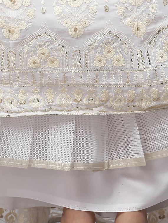 white embroidered flared lehenga - 20133321 - Standard Image - 4