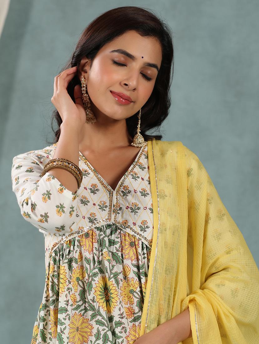 women yellow kurta sharara set with dupatta - 20223832 - Standard Image - 3