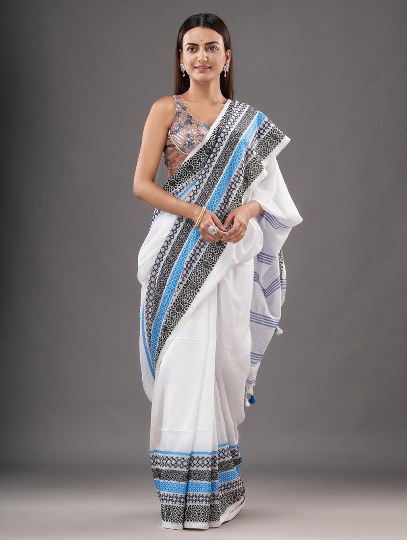 women's self design white colored saree - 20266919 - Zoom Image - 1