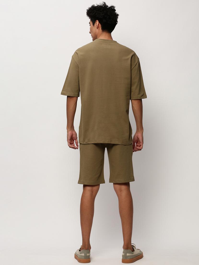 men olive typographic print co-ord set - 20325327 - Standard Image - 2