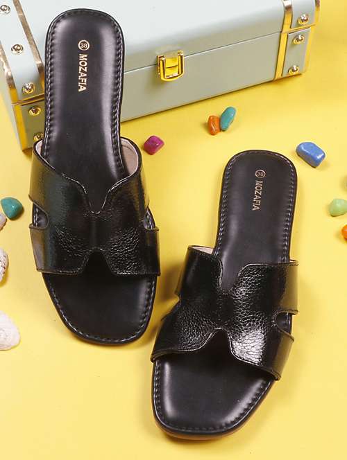 women solid black slip on casual sandal - 20425008 - Very Small Image - 1