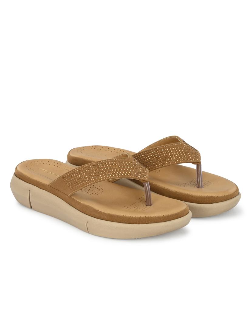 women toe separator sandal - 20560230 - Standard Image - 2
