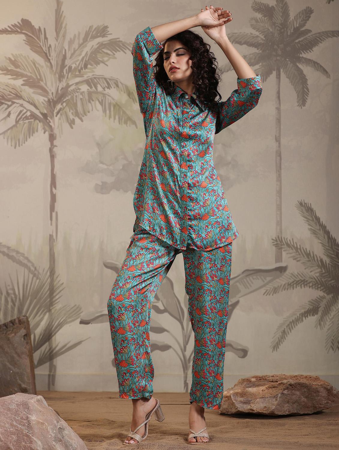 women blue floral printed co-ord sets - 20727273 - Standard Image - 3