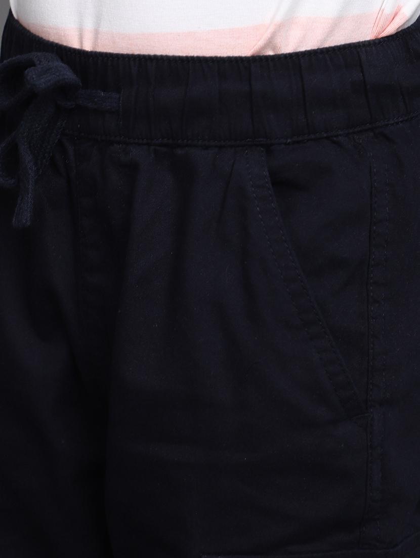 blue solids cargos - 20797927 - Standard Image - 5